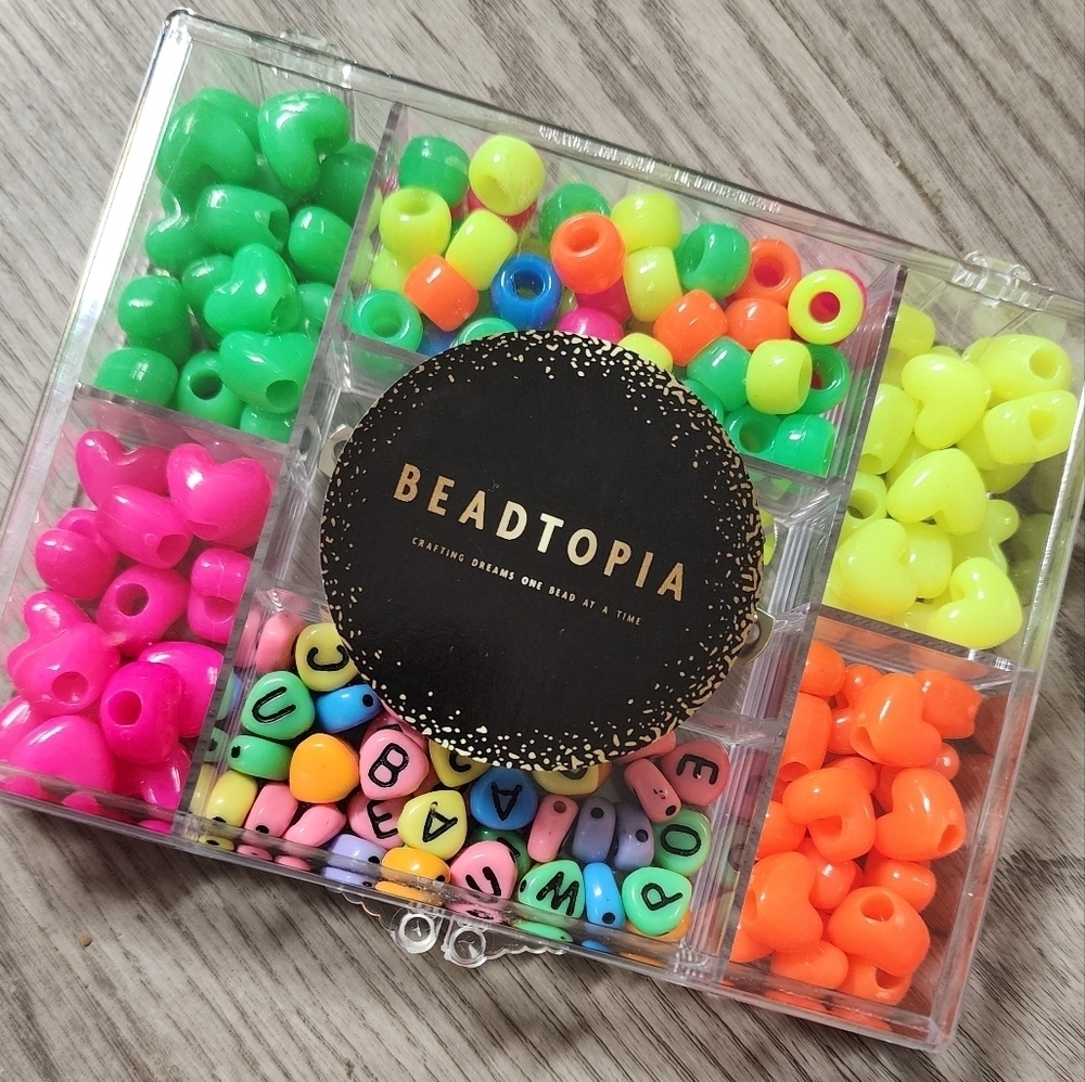 Beadtopia NEON Mutlicolor Heart Shaped Beads Set Letters Hair Clips NWT - Picture 6 of 10